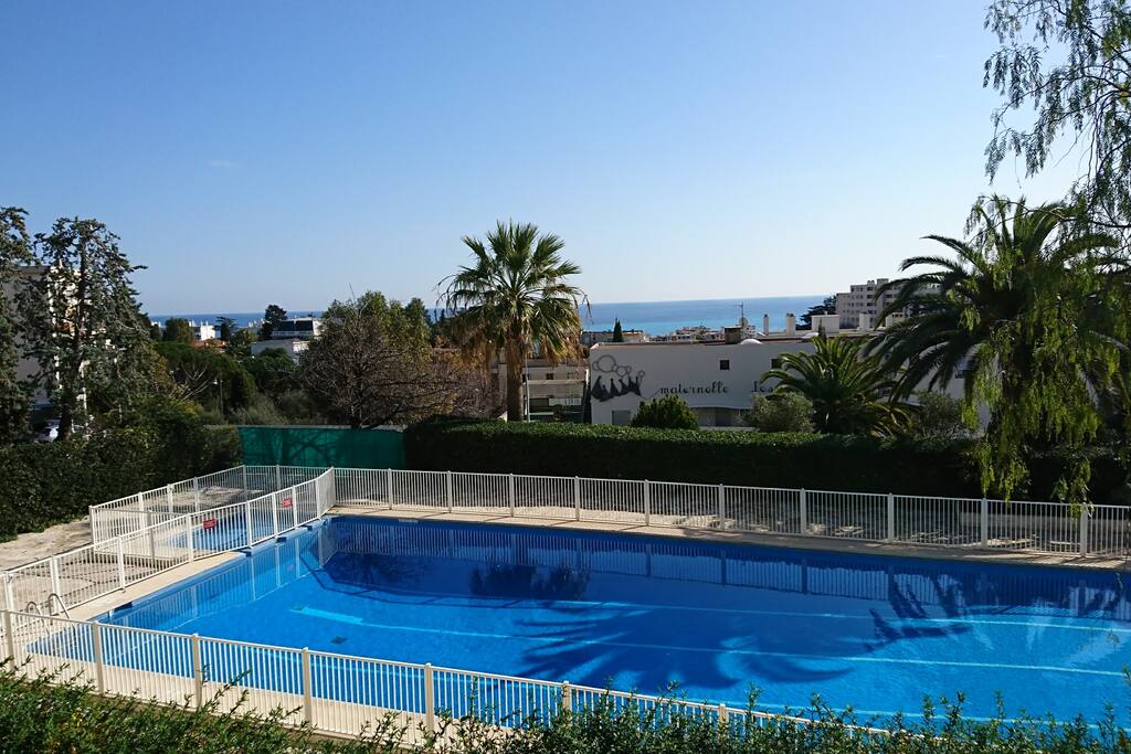 Piscine de la résidence