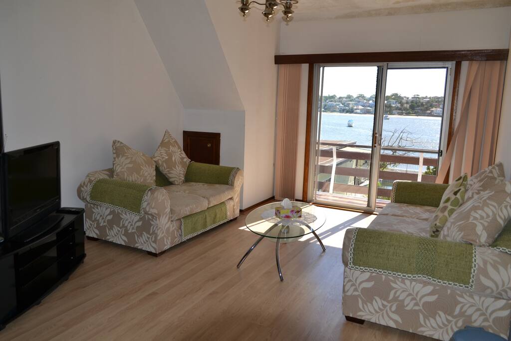 lounge 2nd floor