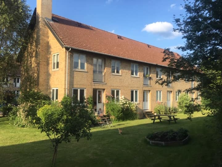 Direct access to lovely garden close to DTU Condominiums for Rent in