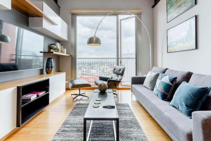 2BR| 2BA Reforma Avenue| Pool |Gym| King Bed