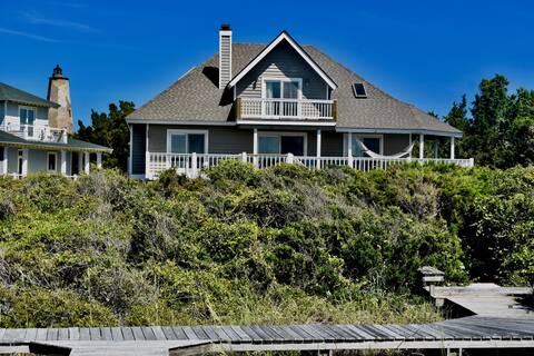 Oceanfront Oasis- Beachfront, Dog Friendly