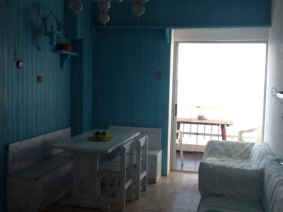 Living room with limitless view to the sea
