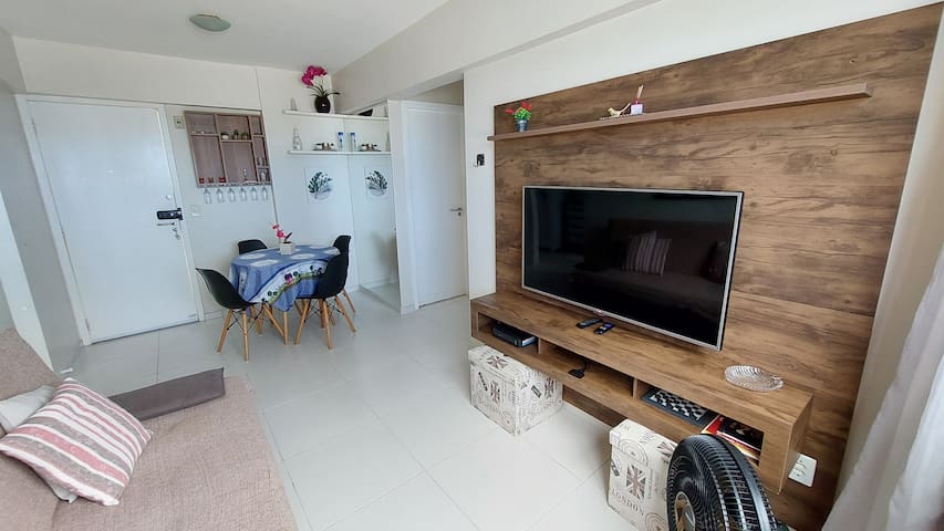 Entire home with 2 bedrooms in Maceió - Apt Frente para Mar, 2 quartos, piscina, Ar e WiFi
