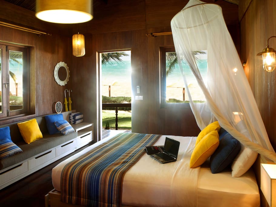 Queensize bed bungalow