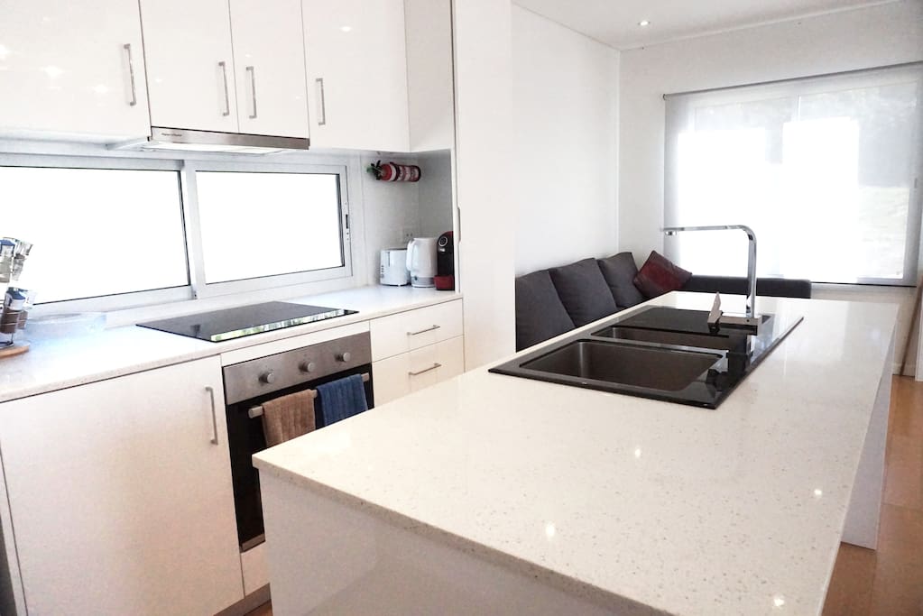 Well appointed modern kitchen with everything you'll need to cook up a storm