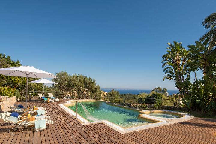 Luxury Sea-View Villa in Southwest gallery image 2