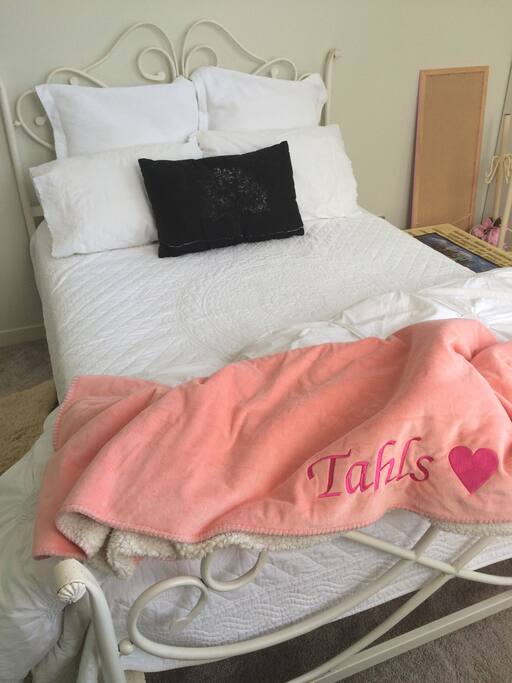Third bedroom Queen bed