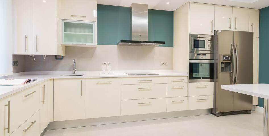 Homeclub | Exclusividad y Elegancia en Velázquez gallery image 4