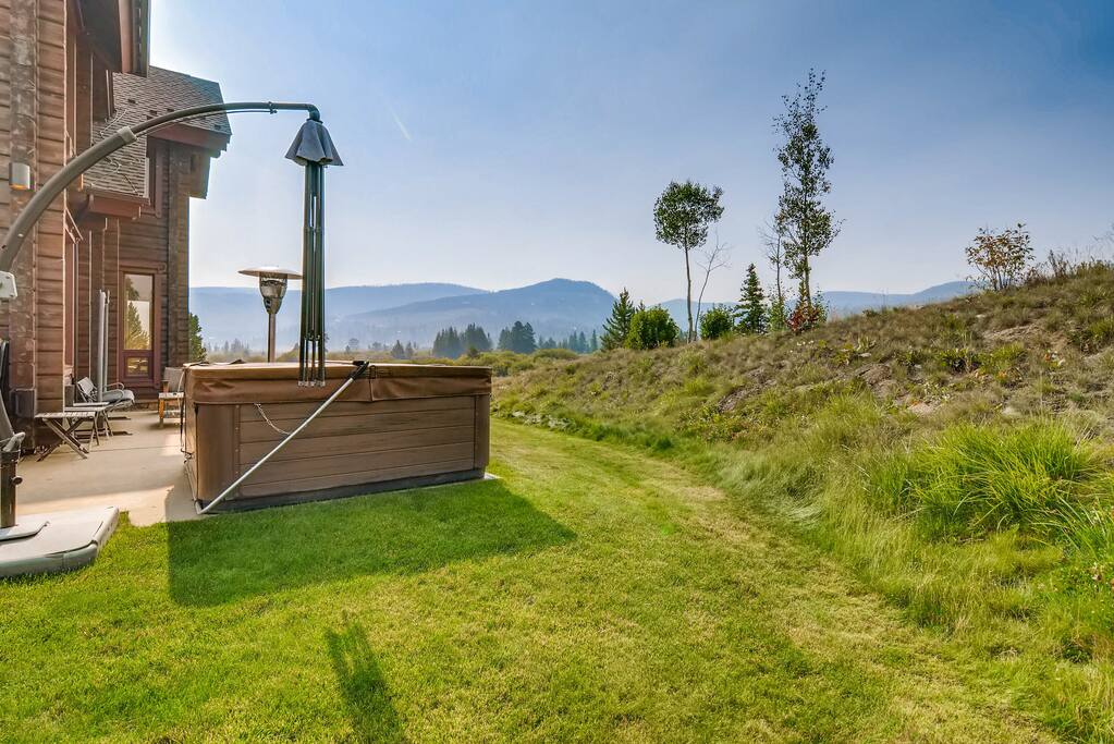 Enjoy the views from the hot tub
