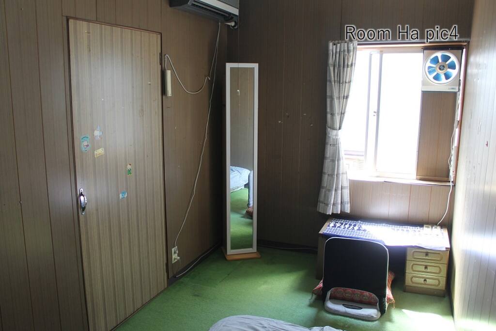there will be a small desk as shown on the right side with chair