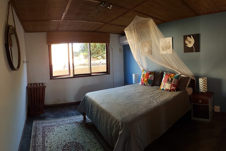 Втора спална соба (со сопствен апартман)