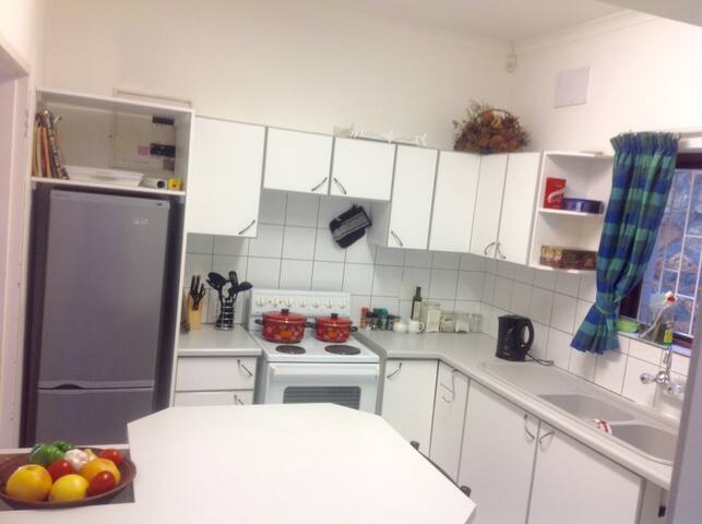 Fabulous Fish Hoek! Sea View Villa gallery image 4