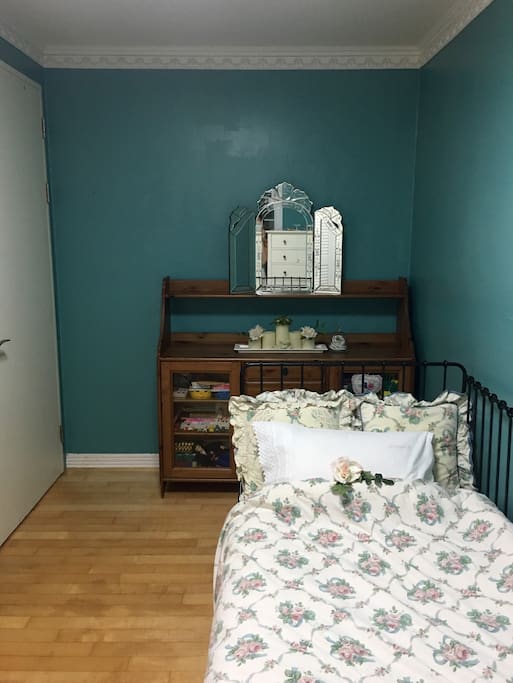 Single bed