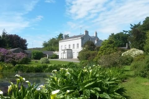 Entire Georgian House on Private Estate and Farm