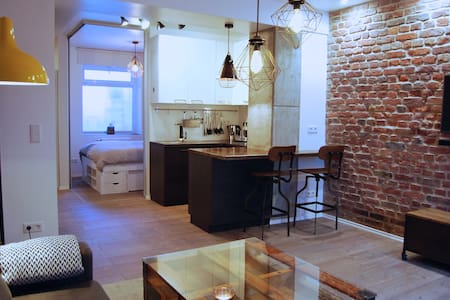 Jordan Suite - NEW! Executive furnished apartment