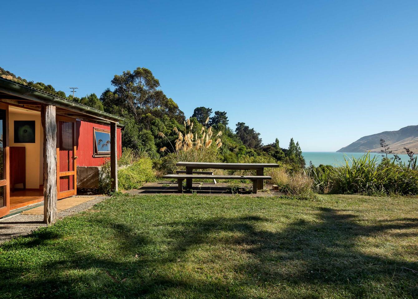 The Red House Pigeon Bay Cottages For Rent In Pigeon Bay