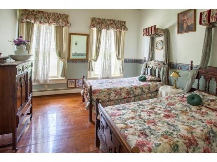 Twin room