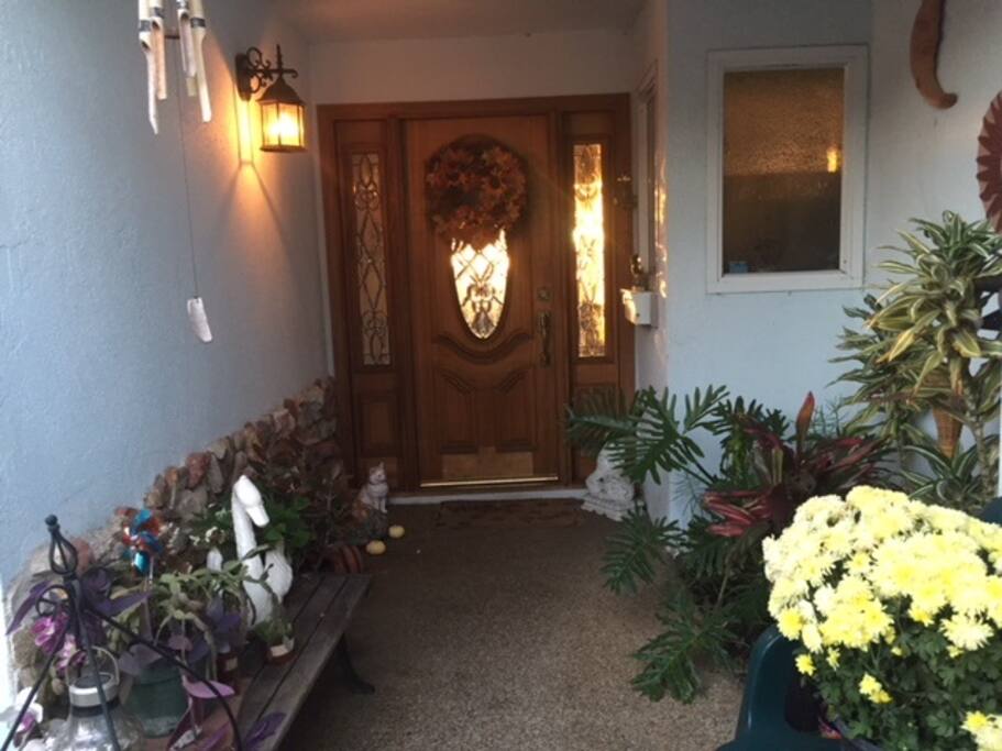 Lovely house entry with adjacent parking