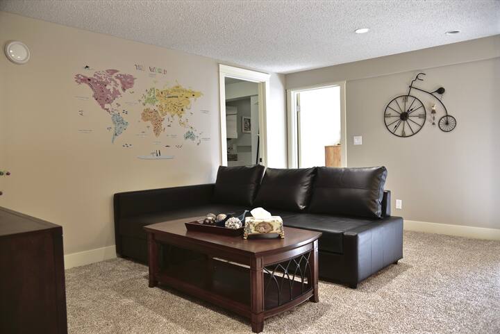 Bright & Cozy  Private Room C Near To Uc - Calgary