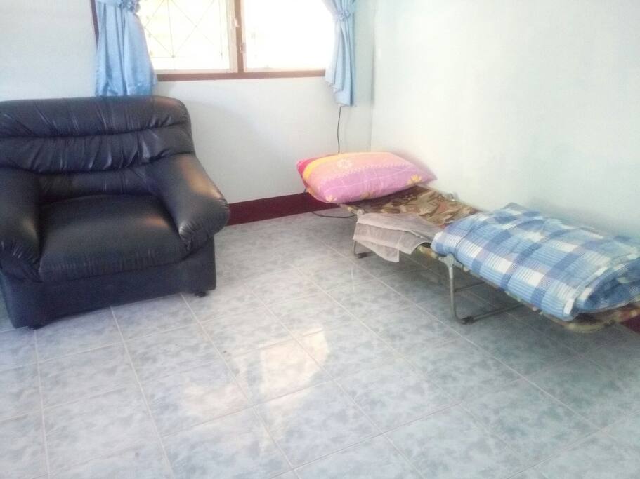 old photo it is extended bed. now big bad