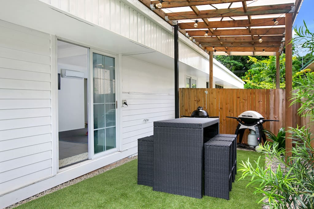 Your own private undercover outdoor area, this includes a webber and washing machine.