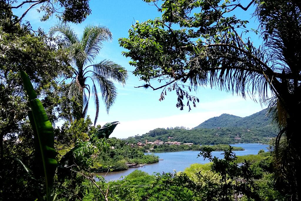 Vista de dentro da casa