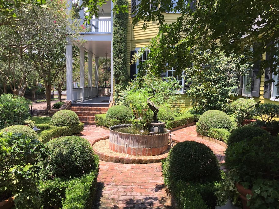 "One of the most beautiful gardens in Natchez...". Traditional Home Magazine