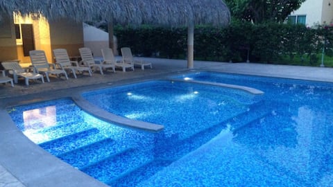 Top Airbnb: Elegant Condo Huatulco, Oaxaca-Mexico in Santa María Huatulco