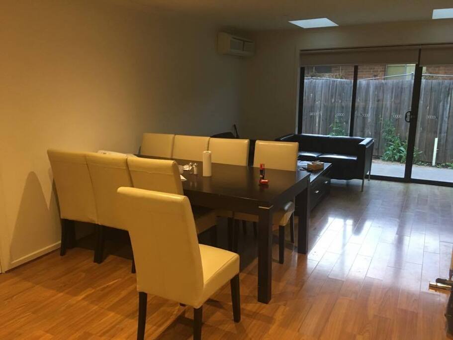 Lounge & Entertainment area