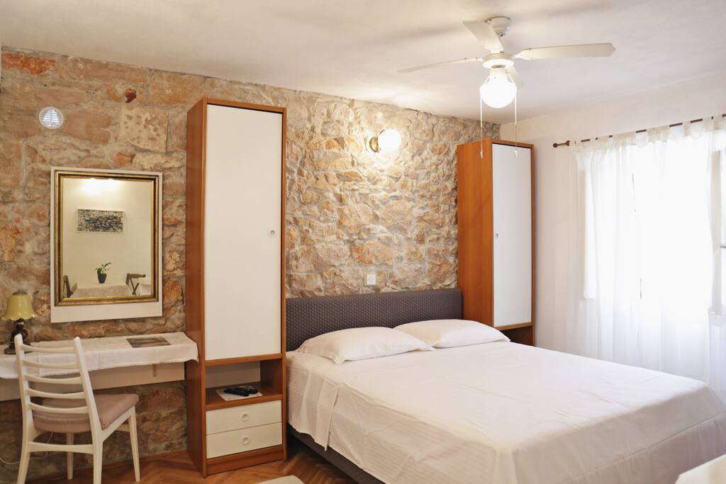 Bright and confortable apartment for two! :)