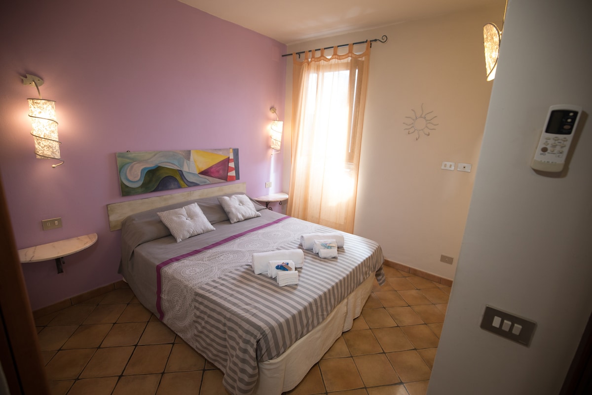 Двойна спалня с климатик.