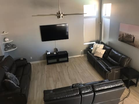 Popular Airbnb listing: Surprise|Woodrow Retreat-Pool, Spa, BBQ, Fire Pit! in Surprise
