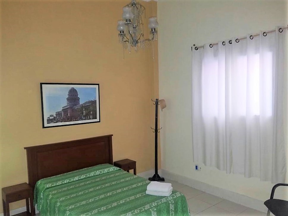 غرفة النوم 2