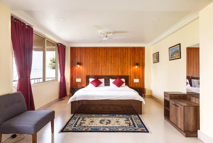 A special space in a special location, this luxurious unit over looks the breathtaking Himalayas 
