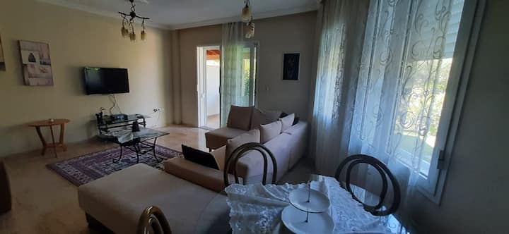 Alaçatı’da Bahçe Içerisinde Ikiz Yazlıktan Biri - Çeşme