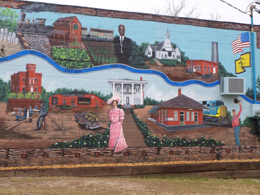 City Tribute to Home