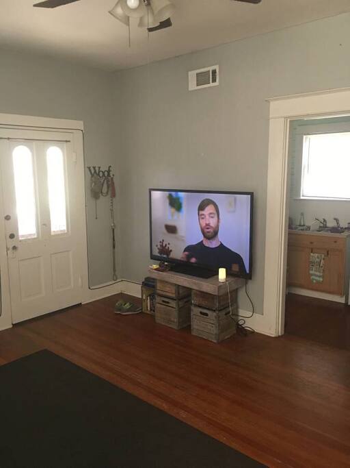 60 inch tv