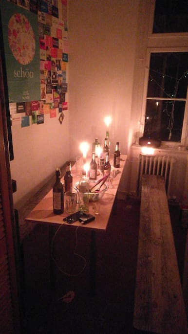 unser kleines Esszimmer.
our little dining-room