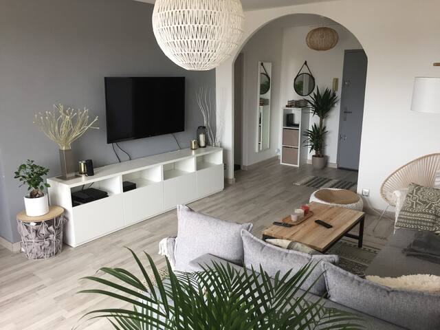 Private room - near the city center
