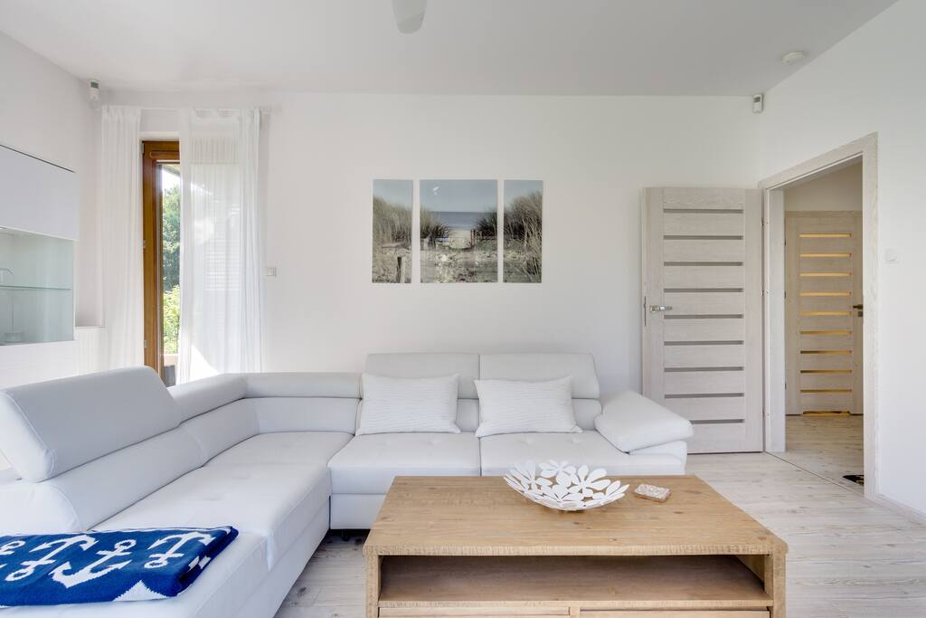rozkładana sofa dwuosobowa