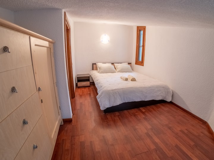 საძინებელი 1