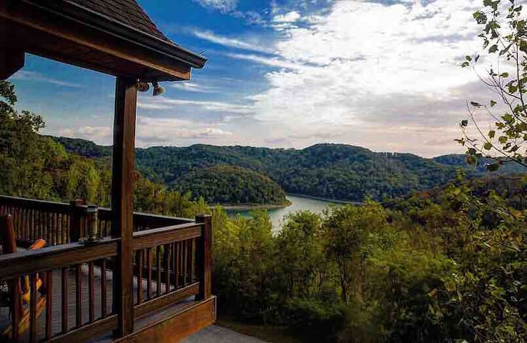 Airbnb Center Hill Lake Vacation Rentals Places To Stay
