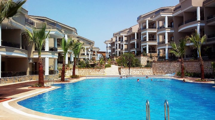 ⭐own floor+ private bath&balcony +24h security