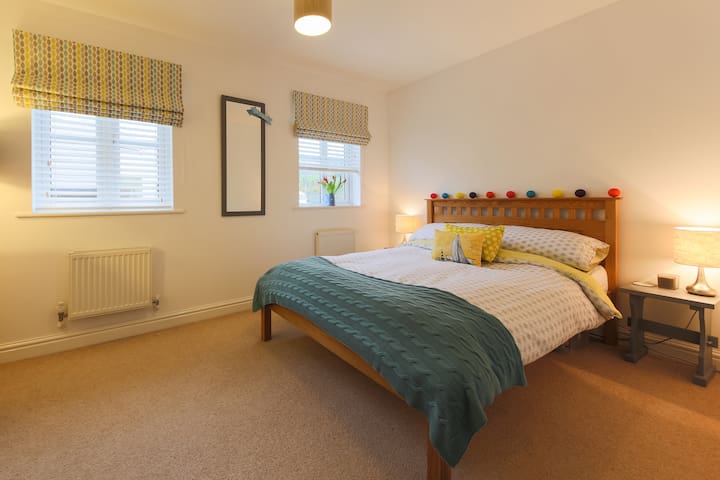 Modern Double Room Nr Eden Project