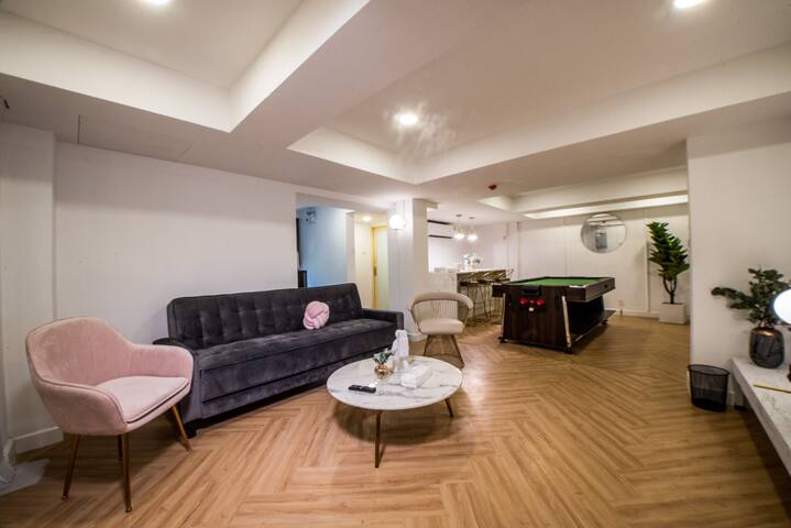 T23 ☆ PRATUNAM ☆ 3BD Duplex | Living | Dining