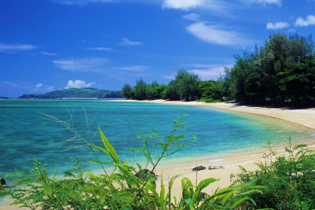 Anini beach - 5 minute drive