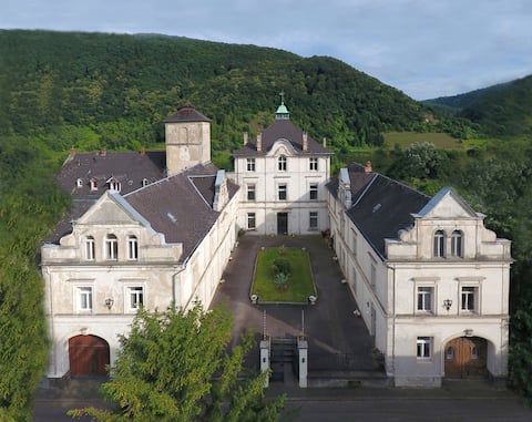 Magazine - Oskar Schwebel -