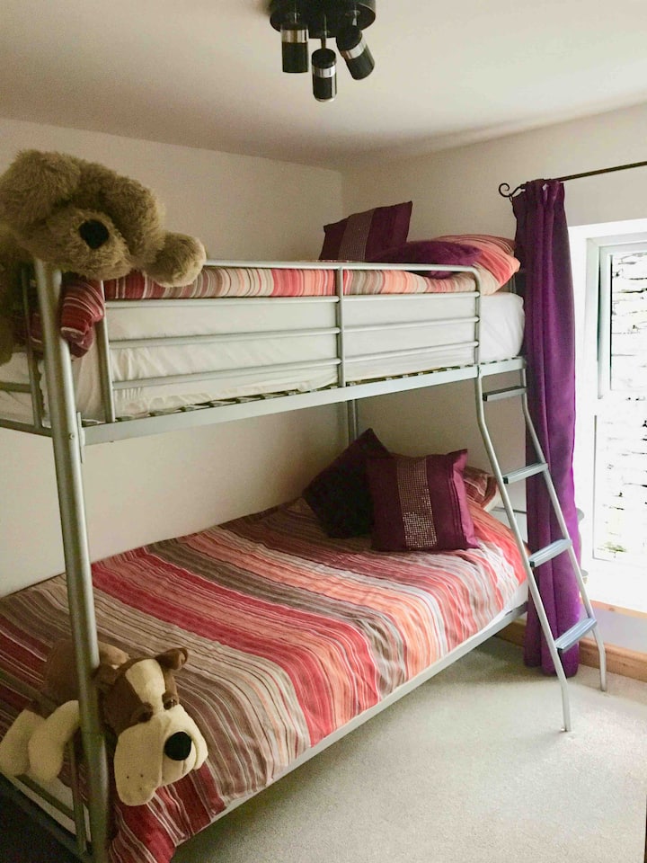 غرفة النوم 2