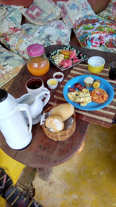 delicious breakfast -cafe da manha personalizado