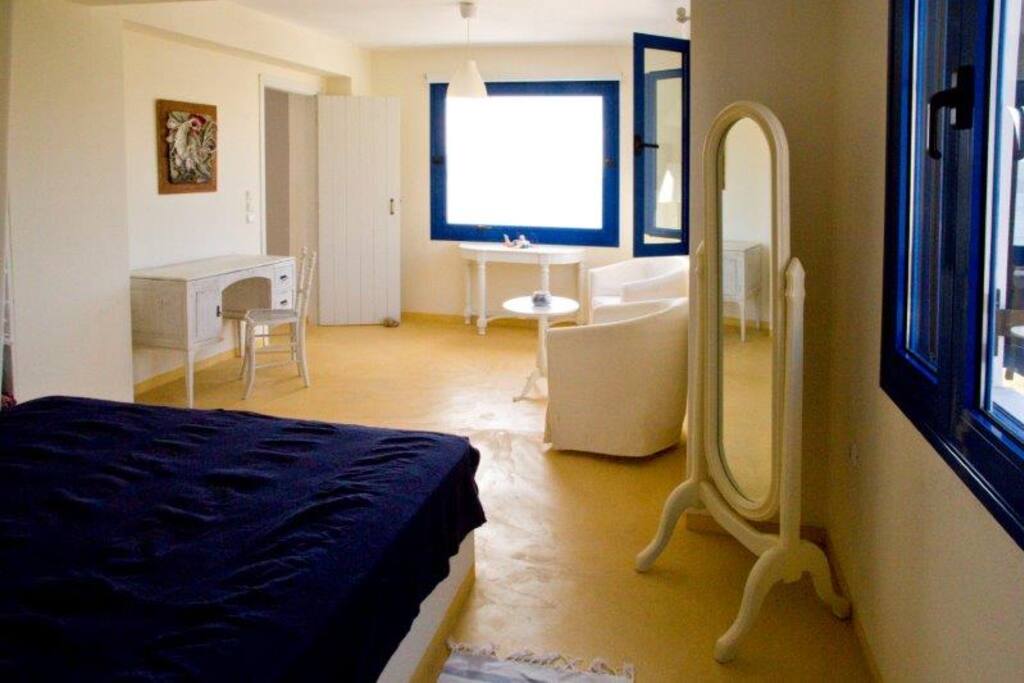 One of the master bedrooms